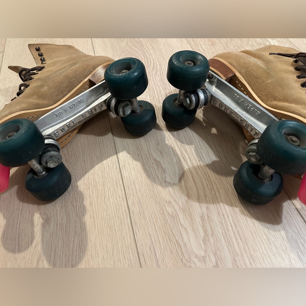 🤩🌈🛼 VINTAGE 90s Size 8 RIEDELL Tan Roller Skates - Picture 3 of 14